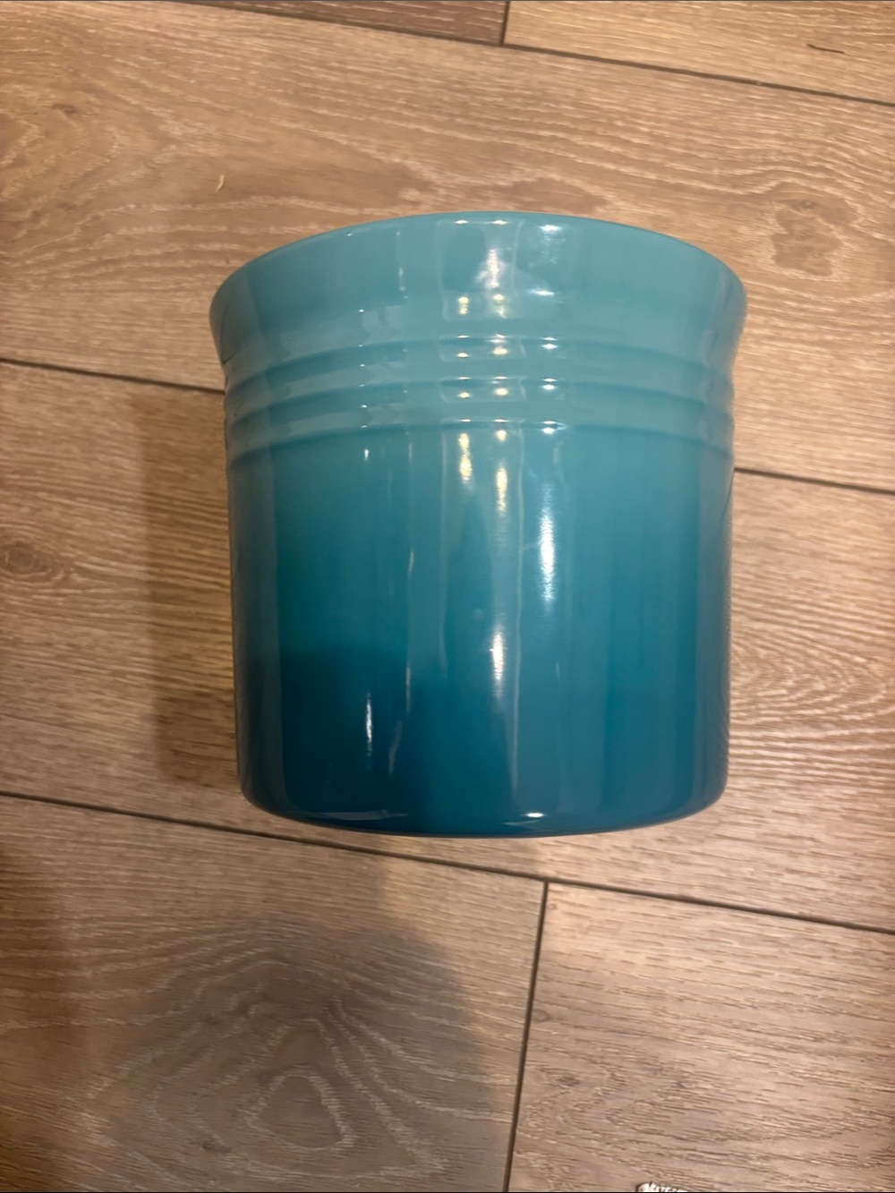 Le Creuset large utensil holder
